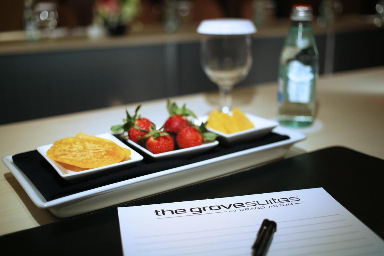 The Grove Suites By Grand Aston Jakarta Eksteriør billede