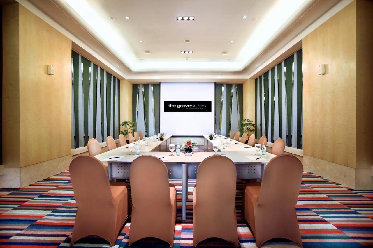 The Grove Suites By Grand Aston Jakarta Eksteriør billede