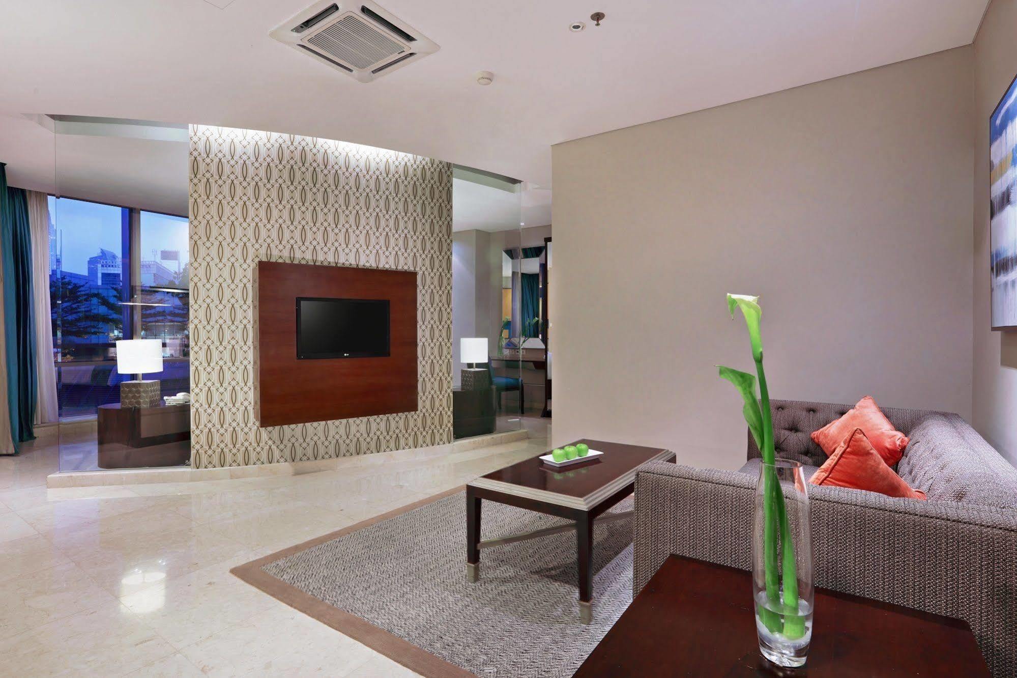 The Grove Suites By Grand Aston Jakarta Eksteriør billede