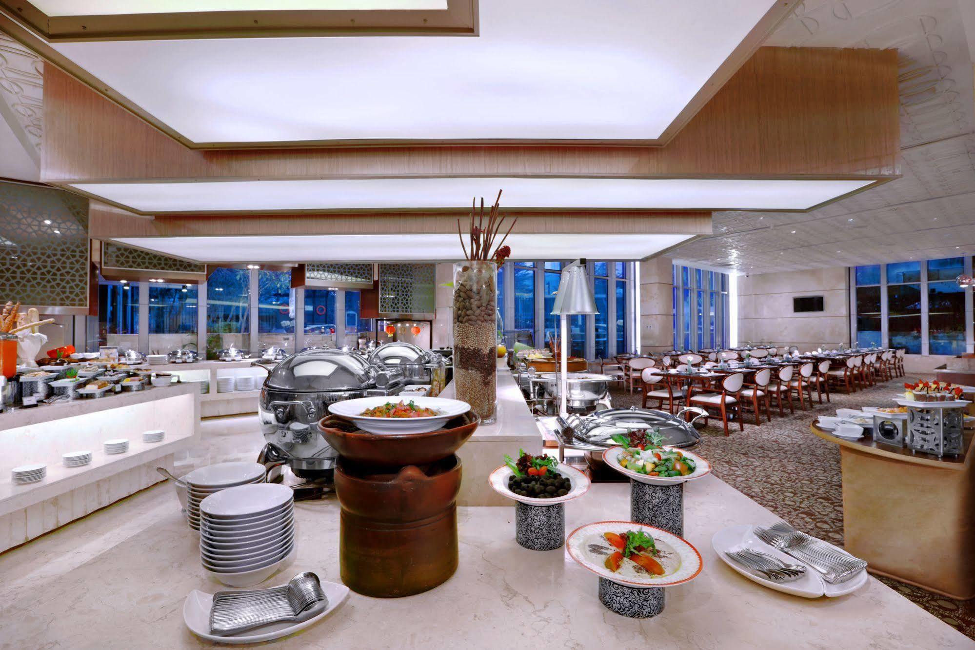 The Grove Suites By Grand Aston Jakarta Eksteriør billede